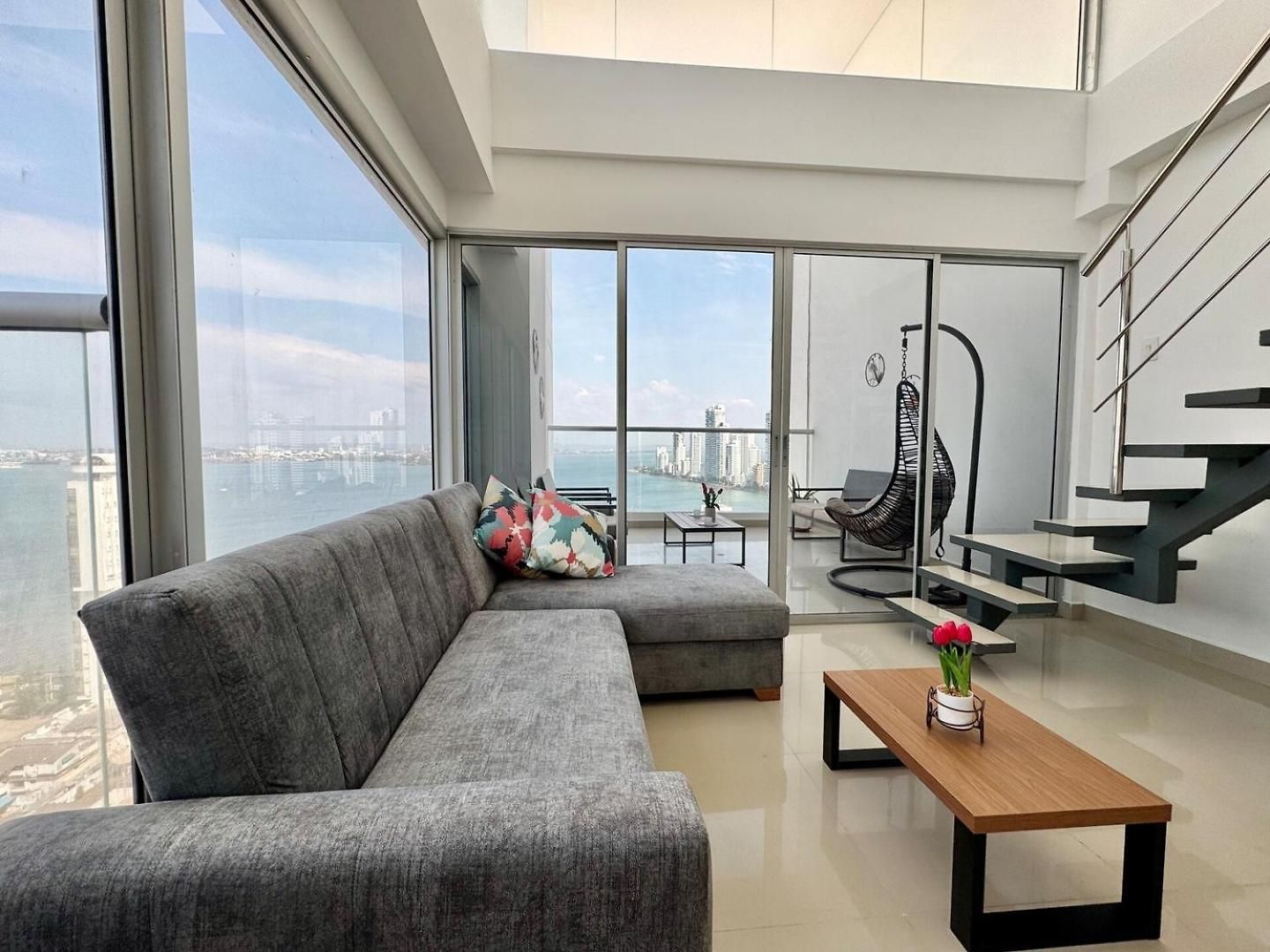 Amazing Balcony - Bay Views- Bocagrande Cartagena